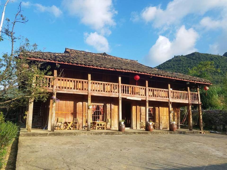 Lo Lo Homestay & Cafe Meo Vac Екстер'єр фото